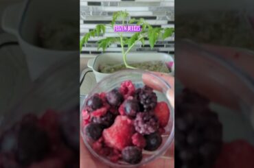 Smoothie Recipe. Fruit Smoothies. Healthy Snacks. Easy Recipes. Shorts. #smoothie #smoothies #fruit