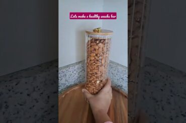 Our Healthy Snacks Bar with Beautiful Kitchen Jars #kitchenstorage #snackbar #healthysnacks #snacks