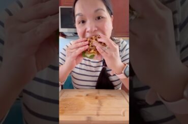 Zucchini Waffle  #sandwich #healthy #quickrecipes #HighinProtein #ketofriendly