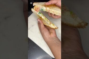 Healthy tasty creamy vegetables sandwich super easy recipe #vegsandwich #shorts