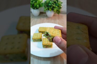 Healthy avocado sandwich easy to make/ trying viral avocado toast/ premium avocado sandwich #shorts