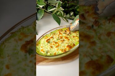 Baked Broccoli Rice #baked #healthyrecipes #healthymeals #casserolerecipe #broccoli #proteinrecipe