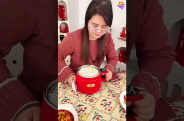 Healthy and Flavorful Meals Made Easy with an Electric Cooker.