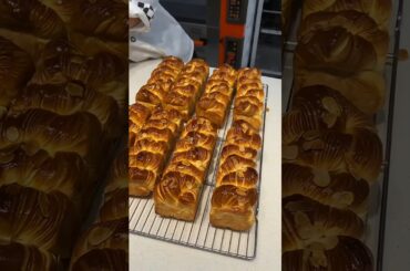 KGF#cookingchannel  #breadchickencroissant #bakery #food #baking #pastry #howtomakechickenmasala