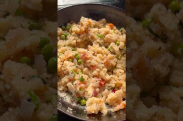 Upama recipe | Rava upama | breakfast #ravaupmarecipe #breakfast #healthy #healthyrecipes #shorts