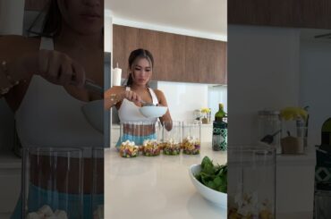 Salad Jars are my current obsession! These are amazing for meal preps.