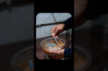 High Protein Overnight Oats Recipe with 45g Protein #shorts #youtubeshorts #youtubeshort