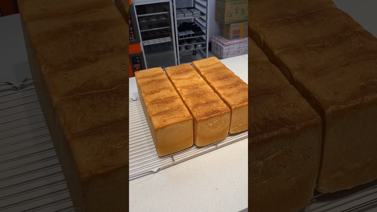 K G F cooking #food #chickencroissant #baking #bakery #howtomakechickenbhunamasala #foodie #bread K G F cooking #food #chickencroissant #baking #bakery #howtomakechickenbhunamasala #foodie #bread