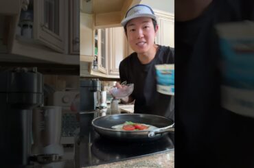 high protein breakfast I can't stop eating #highprotein #lowcalorie #macrofriendly #eggrecipe