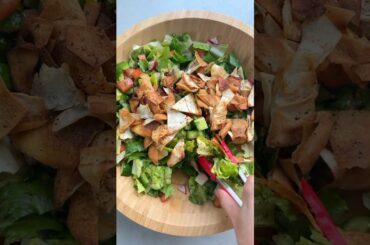 Lebanese Fattoush Salad | FeelGoodFoodie