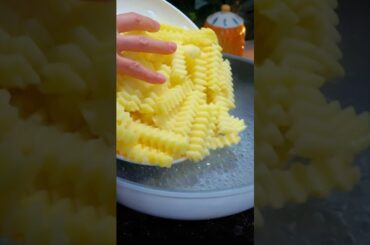 Add Potatoes into boiling water and You'll Surprised by the Result #shorts #fries #recipe