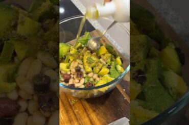 the salad that does it all (simple, nourishing + delicious) #healthyrecipes