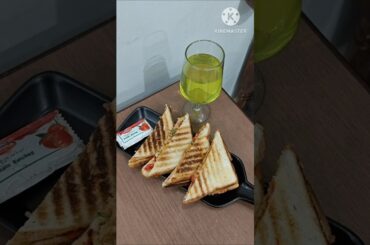 Veg Sandwich #shorts #youtube shorts#grilled veg Sandwich#breakfast#food lover