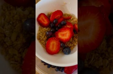 A delicious yummy healthy breakfast. I hope you enjoy my video #Breakfast #Healthy.