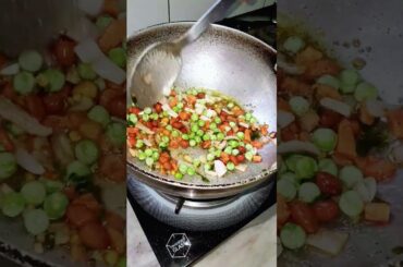 Rava Upma Recipe | Easy Breakfast Recipe | Healthy Breakfast #shorts #trending