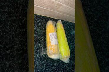 Healthy breakfast/snack #shorts #shortvideos #ytshorts #food #healthy #snack #recipe #sweet #corn #y