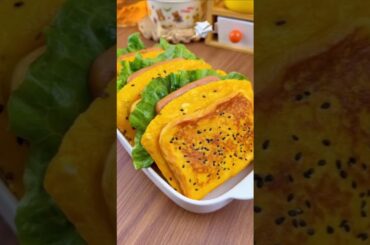 Everyone's is making breakfast like this, after seeing this genius idea #shorts #breakfast #recipe