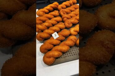 k g f#foodCrispy Bread Roll Recipe Asian Street Food#viral#trending#food#chineseburger #food #bhfyp