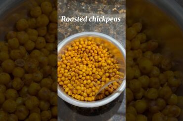 Roasted chickpeas Try this easy and healthy snack #recipe #easyrecipe #youtubeshorts #healthysnack
