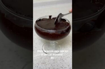 The Easiest Most Delicious 3-Ingredient Chocolate Mousse