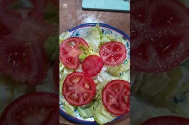 how to cook an healthy salad #jeffbezos #memes #funny #food #cookingvideo #cooking