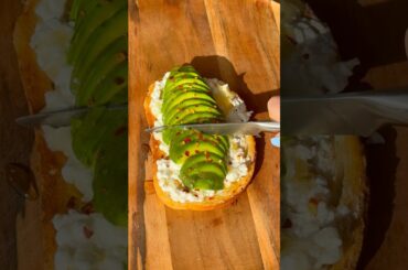 Easy, healthy and high protein toast