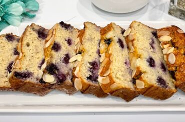 1 cup Oats, apples, and blueberries /No flour!No refined-sugar!Healthy diet dessert for lose weight