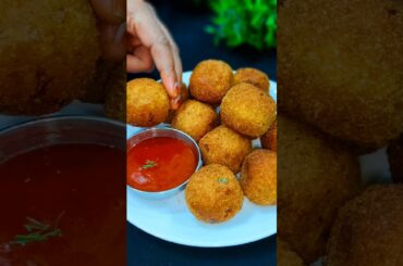 Crispy Potato Chicken Bolls Recipe | Easy & Delicious | Ramadan Special Recipes #shorts #potatorolls