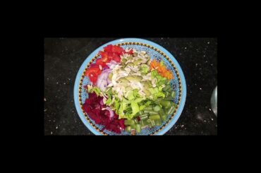 Healthy salad recipe full of vitamins  #healthysaladrecipes #healthyrecipes #healthyfood