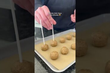 "Cake Pop" Bliss Balls#healthyrecipes#healthysnack#healthysnacking #kidssnacks#snacksforkids#healthy