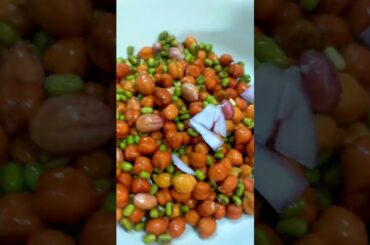 2 min healthy sprouts recipe | Protein salad recipe | chana moong mungfali Sprouts Salad | #shorts