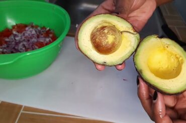 "Healthy Avocado Salad Recipe | No Cooking Required!"