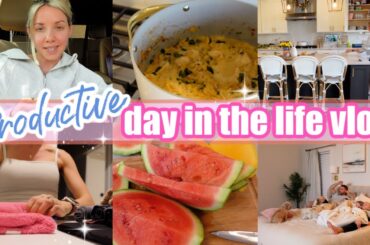 MOM OF 4 PRODUCTIVE DAY IN THE LIFE DIY HEALTHY MEALS SAUNA YOGA TIFFANI BEASTON HOMEMAKING 2025