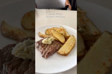 Steak Frites #steak #steakandpotatoes #potatowedges #asmrcooking #asmrsounds #easyrecipe #shorts