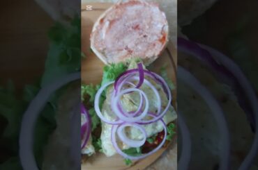 Ande Wala Shami Kabab Burger#chicken burger#SpicyTikki Burger# ramdanspecial