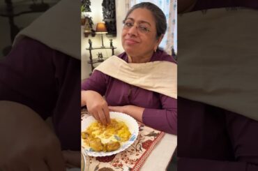 Bengali Chicken Curry Recipe | Sreenanda Shankar Cooks for Her Mom | Authentic Bengali Cooking