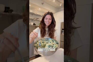 Healthy Cabbage Kale Pumpkin Seed Dressing Salad Recipe in description #healthylifestyle #salad