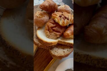 Yummy Assorted Grain Bread with Nuts Raisins #bread #breakfast #grain #trending #viralvideo #healthy