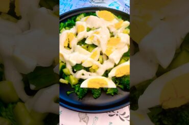 Fresh & EasyBroccoli Cucumber  Salad with Ranch #salad #easyrecipe #cooking #tasty
