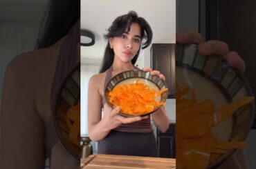 Carrot Salad for hormone balance #carrotsalad #womenshealth