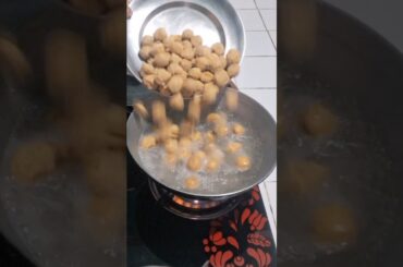 Soybean curry preparation #ytshorts #shortsfeed #viralshort #cooking #food #healthy #priyarlifestyle