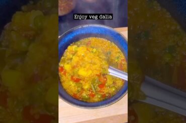 Weight loss ka healthy aur tasty option #shorts #vegdaliya #dietmeal #dietfood #shortsfeed #food