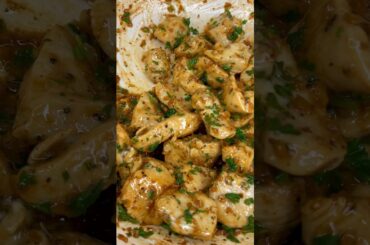 Garlic Chicken #chickendinner #chickenrecipe #easymeals #onepotmeal #recipe