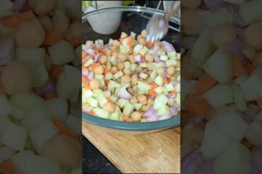 Easiest protein salad for breakfast/Chickpea Salad/Sundal recipe #protein #shorts #tamil #foodie