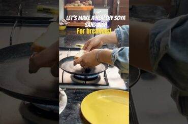 Quick and healthy breakfast #instareels #viralreels  #reels #explore #shortsfeed #trending #song