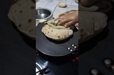 Roti belna or fulane ka sehi tarika #ytshorts #chapati #phulkatips #viralrotishort #trending #shorts