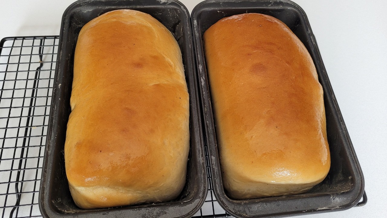 I Made The Easiest Bread Recipe For Beginners I Made The Easiest Bread Recipe For Beginners