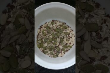 Easy 1 min breakfast# healthy#weightloss breakfast recipe#trending#youtube shorts#ytshorts#shorts