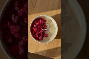 PERFECT BREAKFAST BOWL - vegan & high protein #shorts