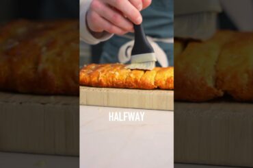 HEALTHIER GARLIC BREAD